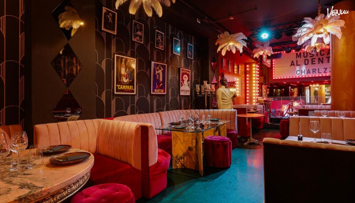 Charlzz Music Hall, vibrant venue for private parties and events in Barcelona.