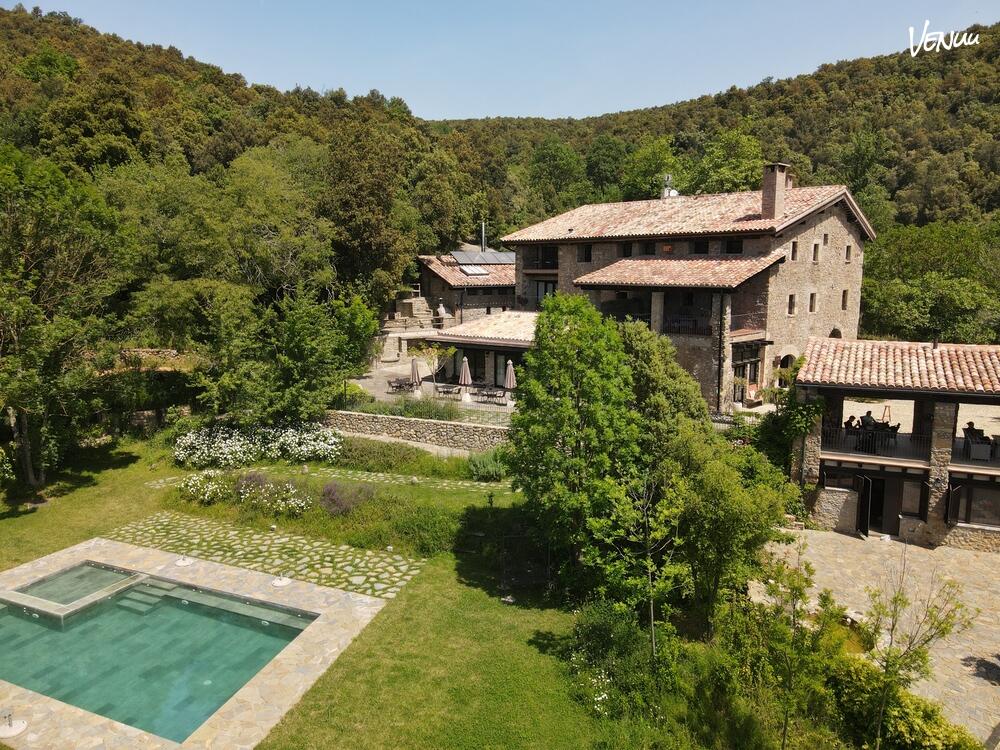  Traditional Catalan estate in Costa Brava for elegant countryside events.