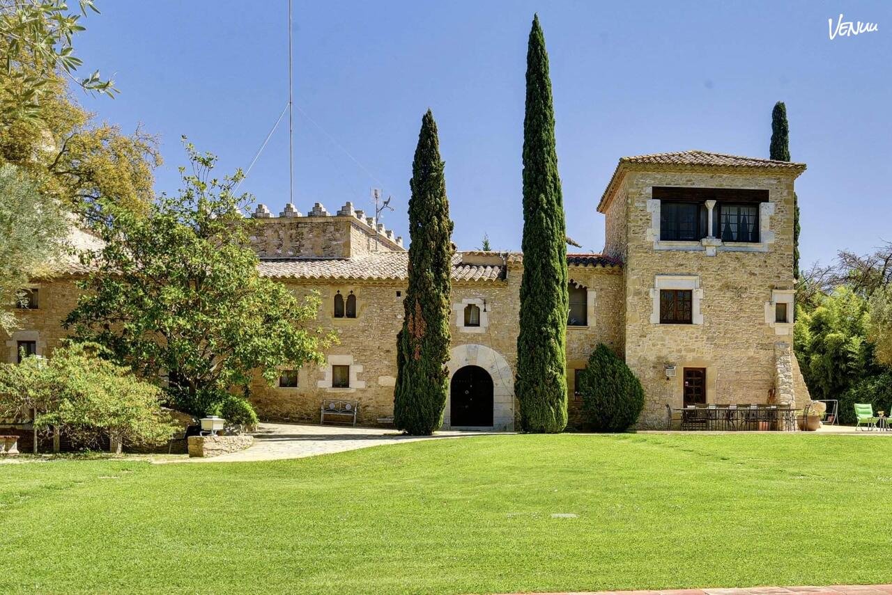 Traditional Catalan venue in Costa Brava for intimate birthday celebrations.